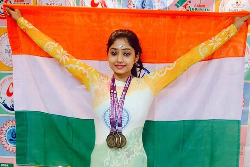 Howrah Girl Wins Gold at the International Yoga Championship in Sri Lanka – GetBengal story 